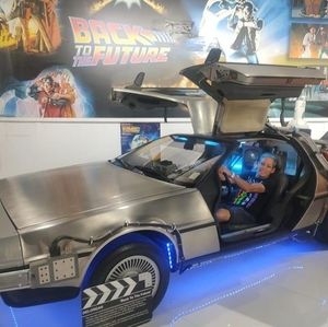 Meet your Posher, Bill